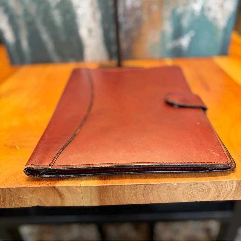 Vintage Leather Attaché: Old Money aesthetic